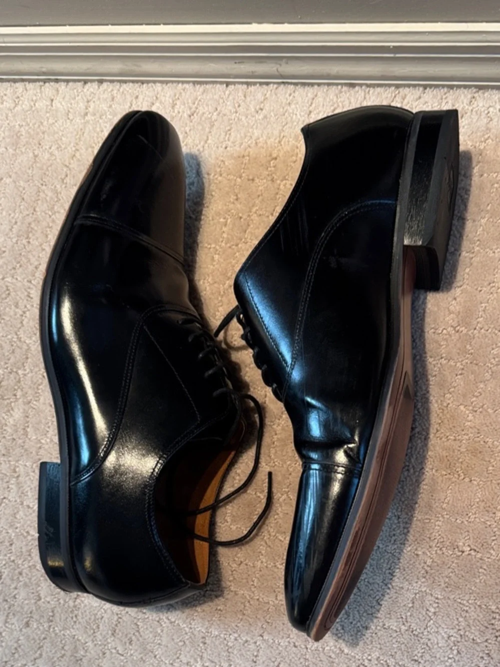 Florsheim Black Leather Cap-Toe Oxfords